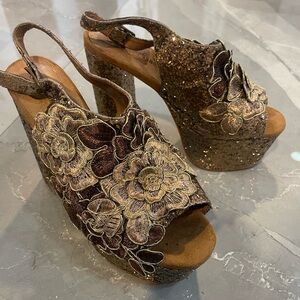 Elegant Brown Floral Platform Heels